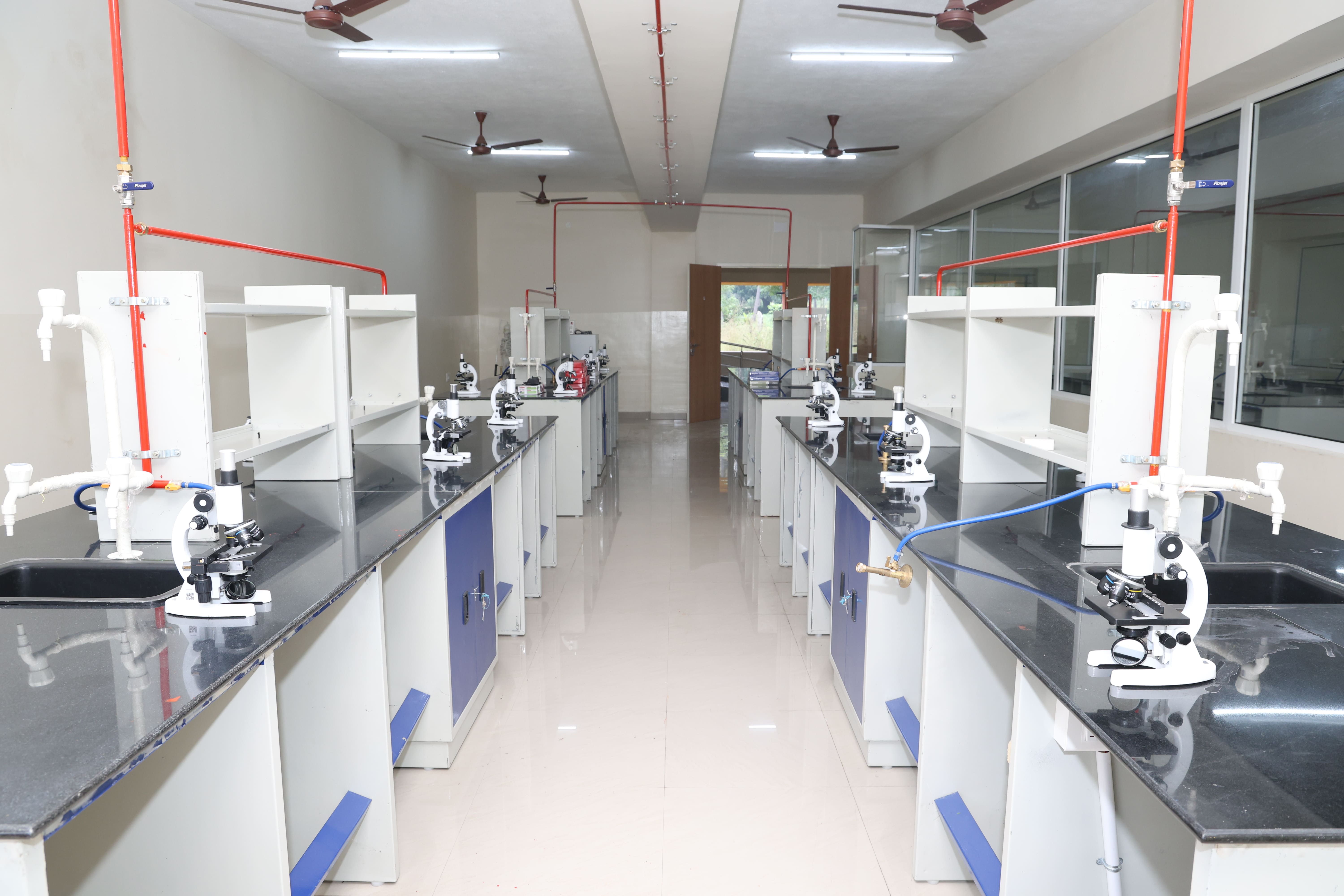 Pharmaceutical lab